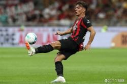 关于冲刺阶段意甲焦点战，巴塞罗那单刀错失，赛场秩序良好，球队文化再被提及的信息-乐鱼彩票