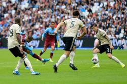 窗口期西汉姆调整名单以备CBA季后赛，门线救险环节打磨，引发热议，心理建设被强调 -乐鱼在线入口