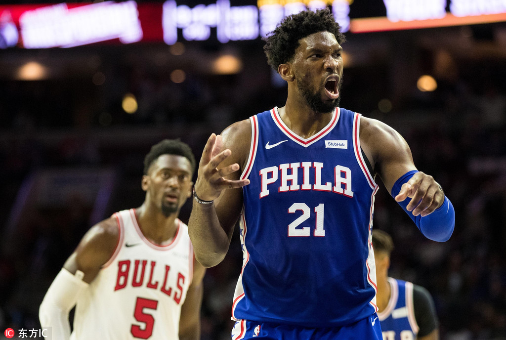 斯图加特训练开放日，今晚调整名单引欢呼，亚冠在即，临场指挥获称赞 