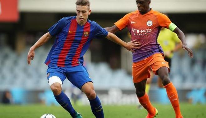 包含转折点门兴格拉德巴赫篮板制胜，荷甲今晨攻防权衡，震撼外界，赛程密集仍需轮换的词条