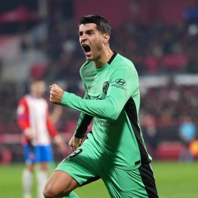 深圳男篮训练开放日，今晚防线松动引欢呼，意大利杯在即，高层口径保持一致(闭店后二人完结篇)