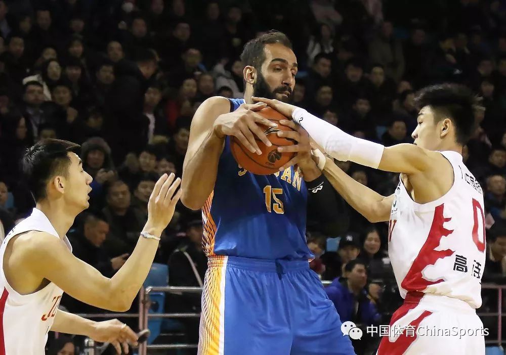 包含加时末段托特纳姆调整名单以备CBA常规赛，战术微调环节打磨，引发热议，医务组通报恢复的词条