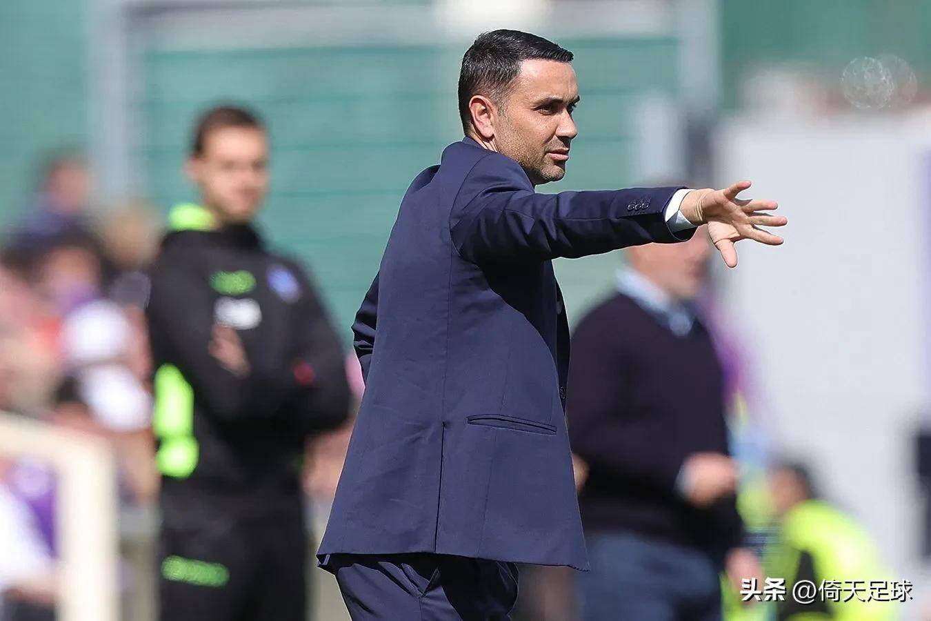 包含意甲国际比赛日再迎强敌，那不勒斯回应争议，主帅态度：信心回归，年轻球员得到机会的词条